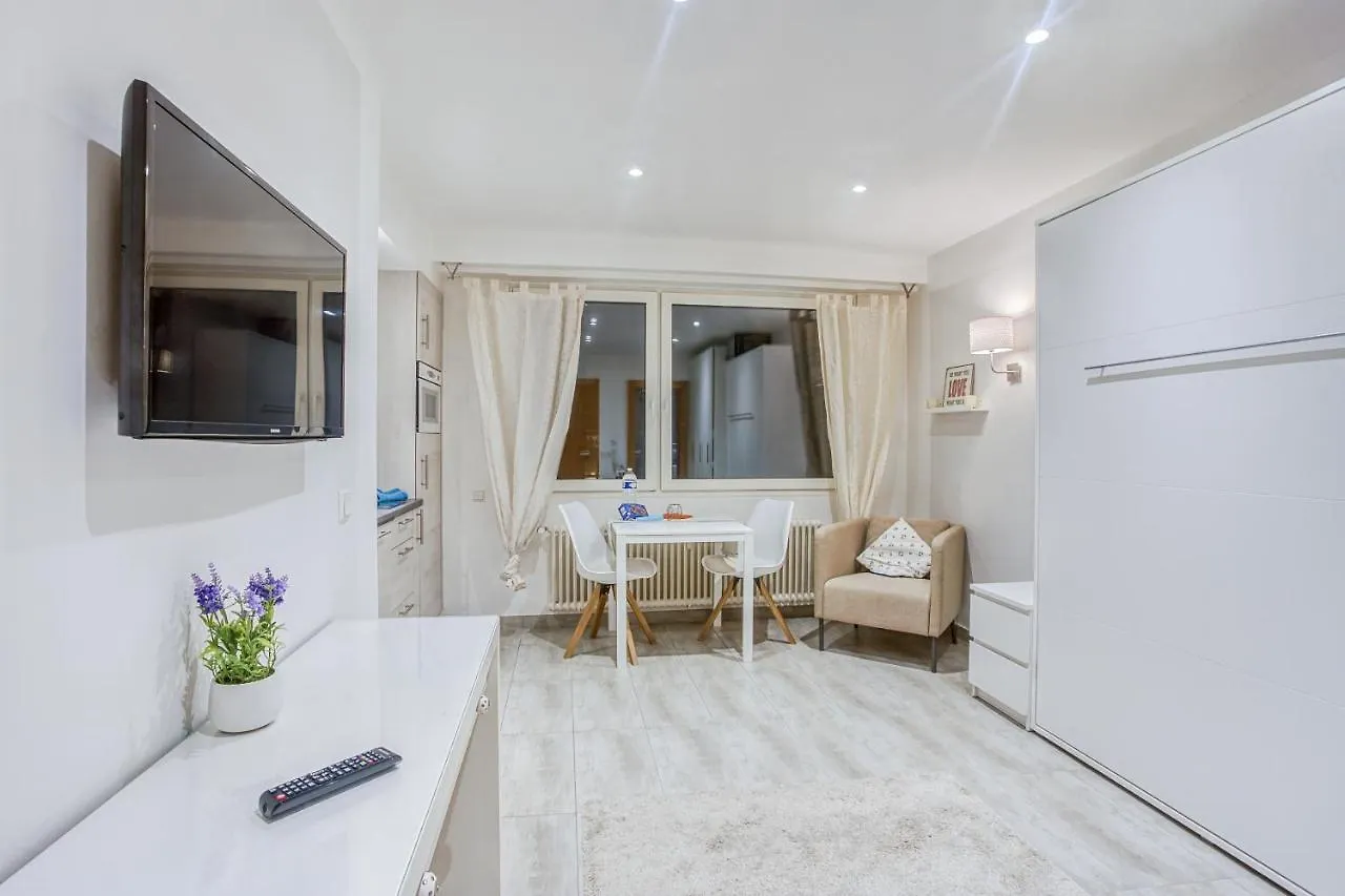 Rousegaeertchen Apartman Luxemburg